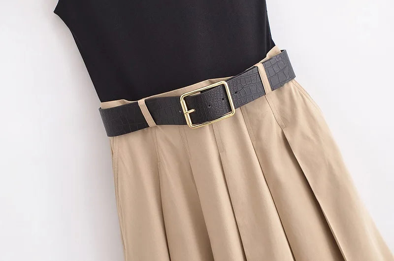 Chic Sleeveless Pleated Midi Dress with Belt