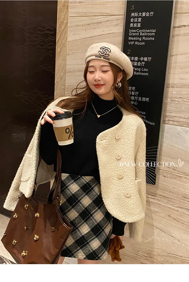 Cozy Velvet-Lined Women's Turtleneck Sweater