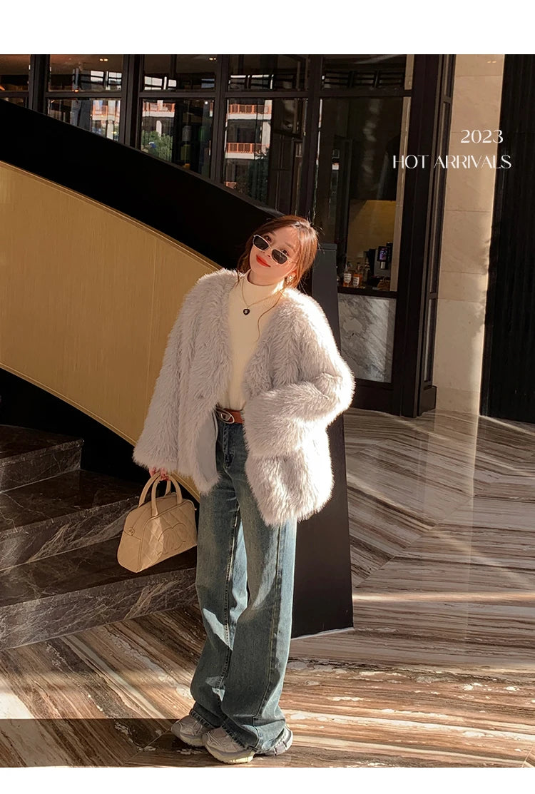 Cozy Velvet-Lined Women's Turtleneck Sweater