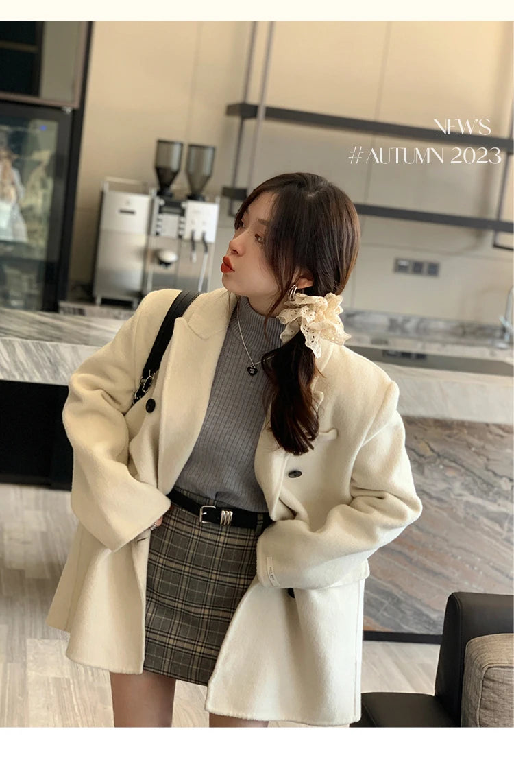 Cozy Velvet-Lined Women's Turtleneck Sweater