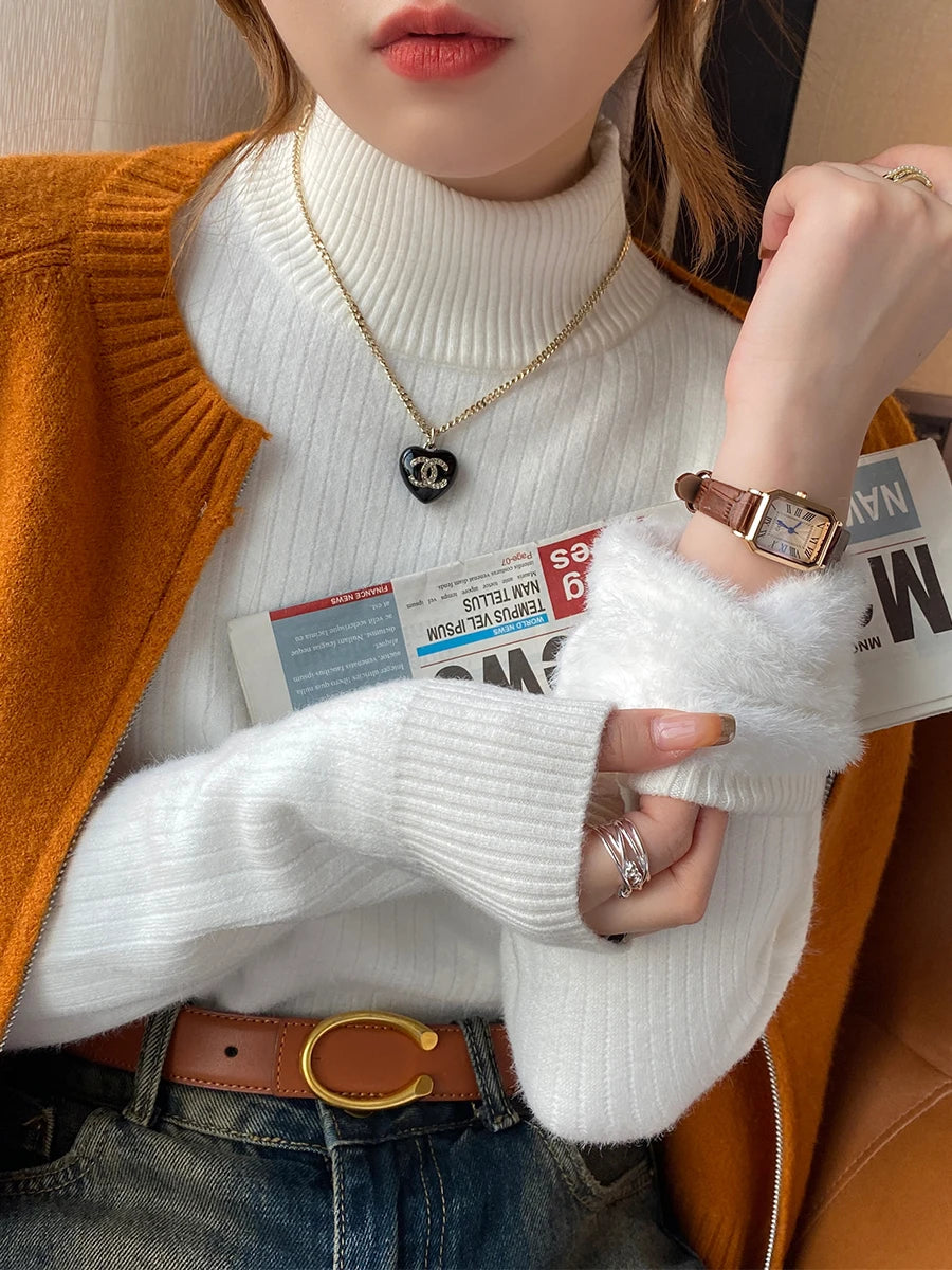 Cozy Velvet-Lined Women's Turtleneck Sweater