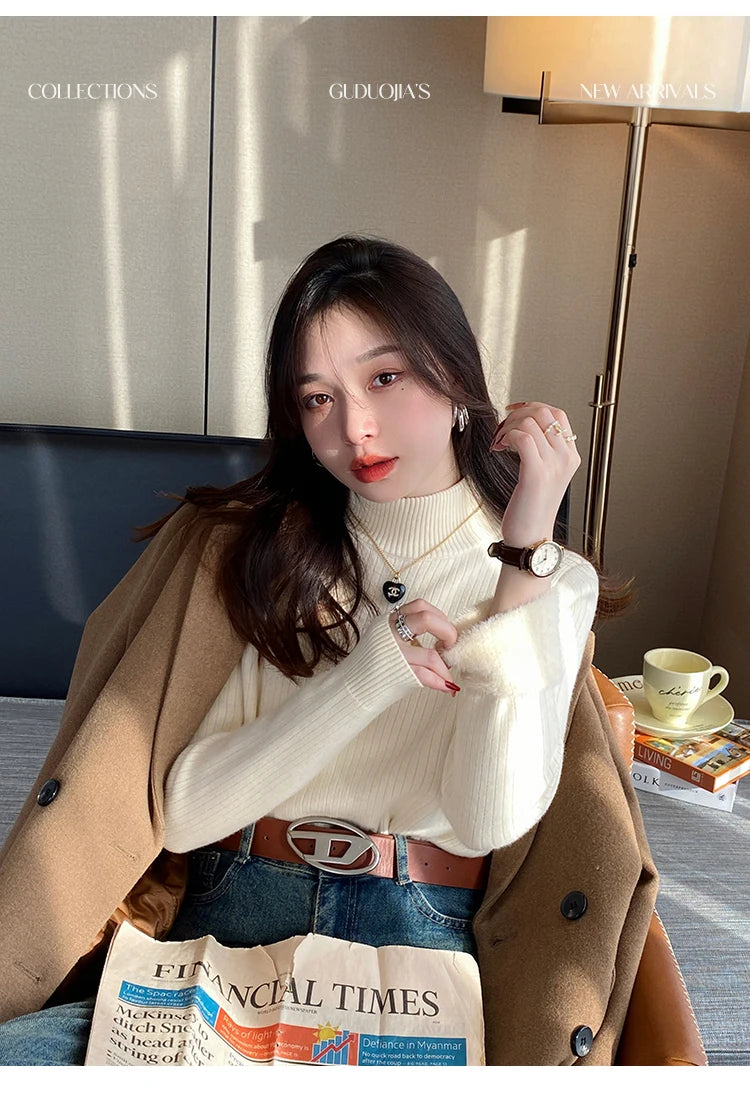 Cozy Velvet-Lined Women's Turtleneck Sweater