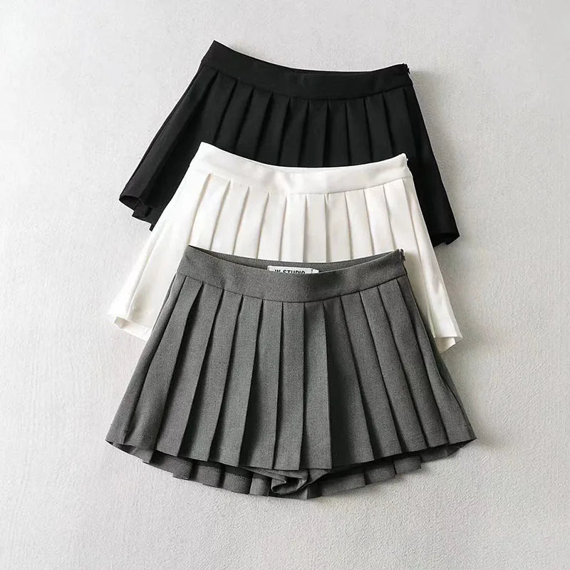Chic Pleated Mini Skirt - High Waist & Vintage Style